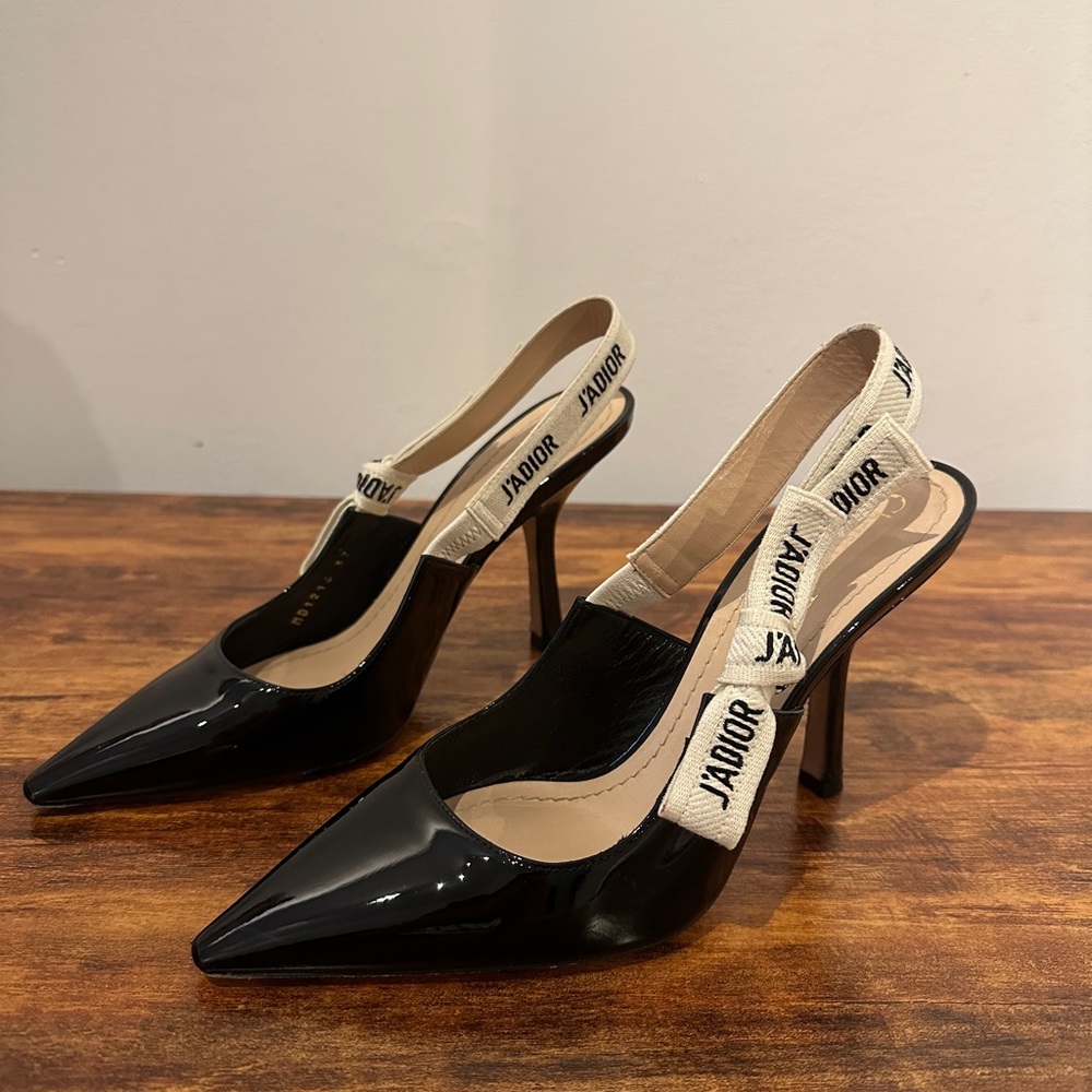 Dior J’adior Slindback Pumps in Patent Leather AVAILABLE TILL 06/01 - Picture 4 of 10